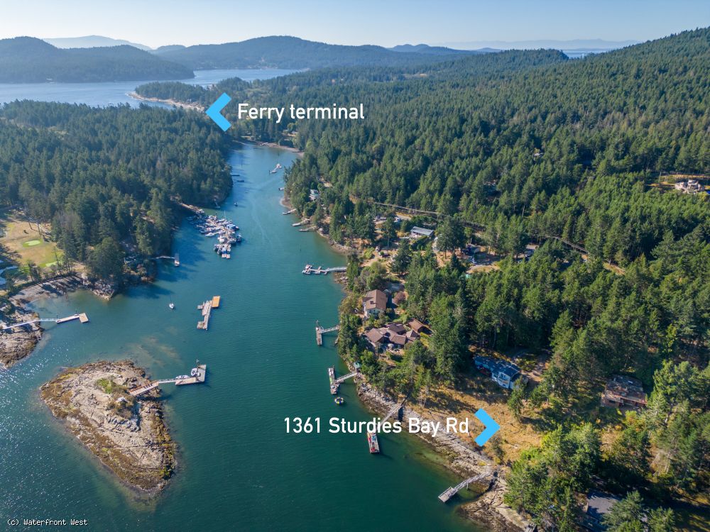 Fantastic Oceanfront with Deep Water Moorage!