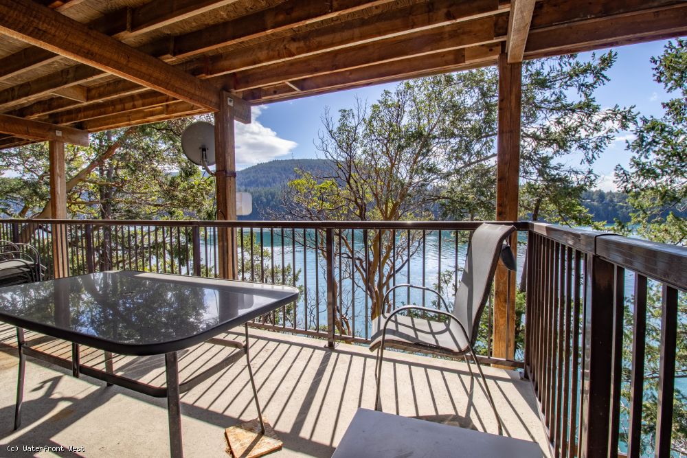 West Coast Living at its Best! ~ 146 Winter Cove
