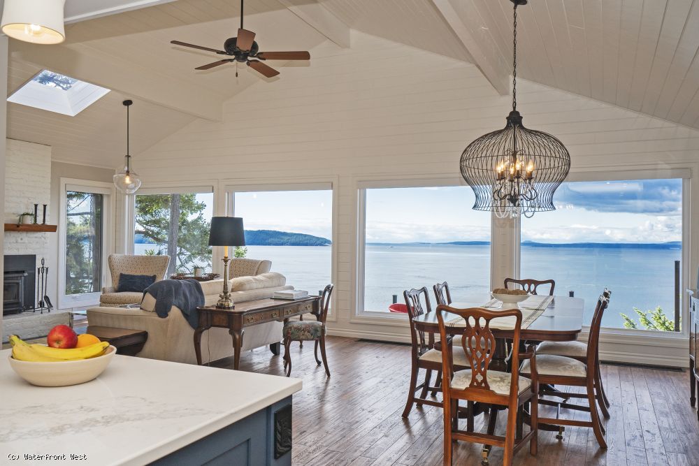 SOLD! 7936 Swanson View Dr, Pender Island